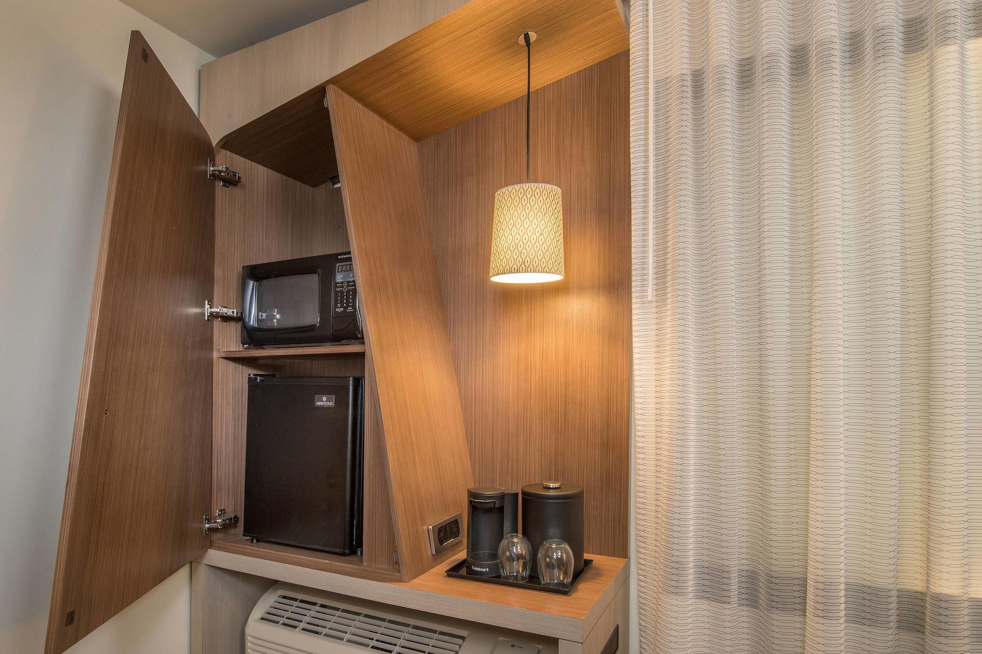 Courtyard By Marriott Atlanta Alpharetta/Avalon Area Hotell Eksteriør bilde